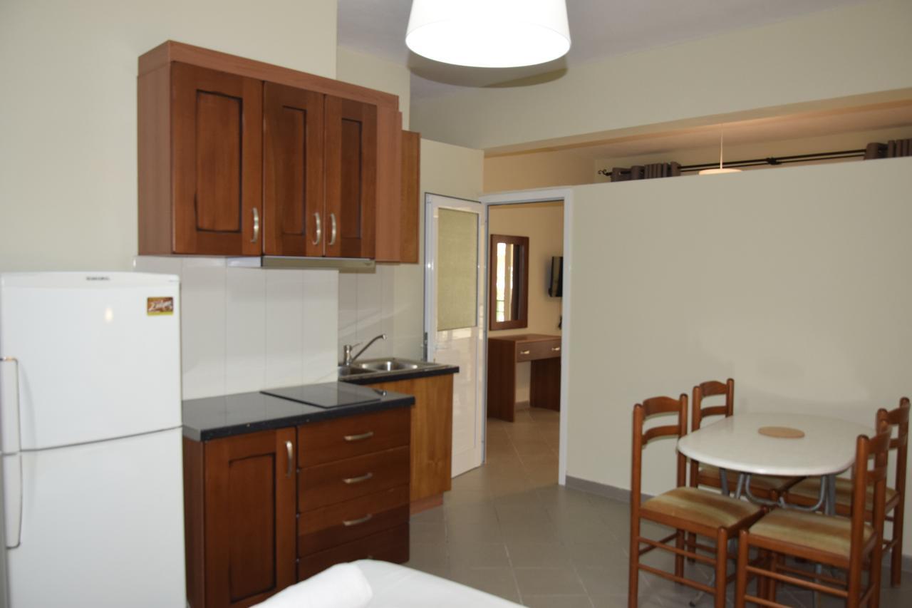 Zotos Apartment 히마레 외부 사진