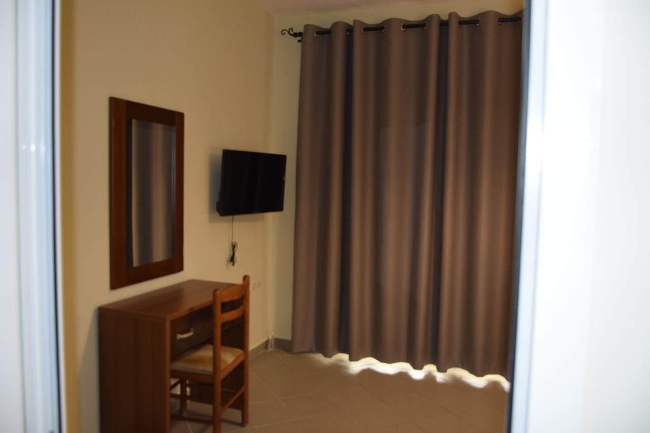 Zotos Apartment 히마레 외부 사진